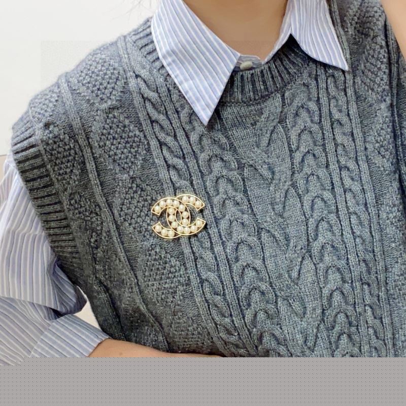 Ch*el brooches